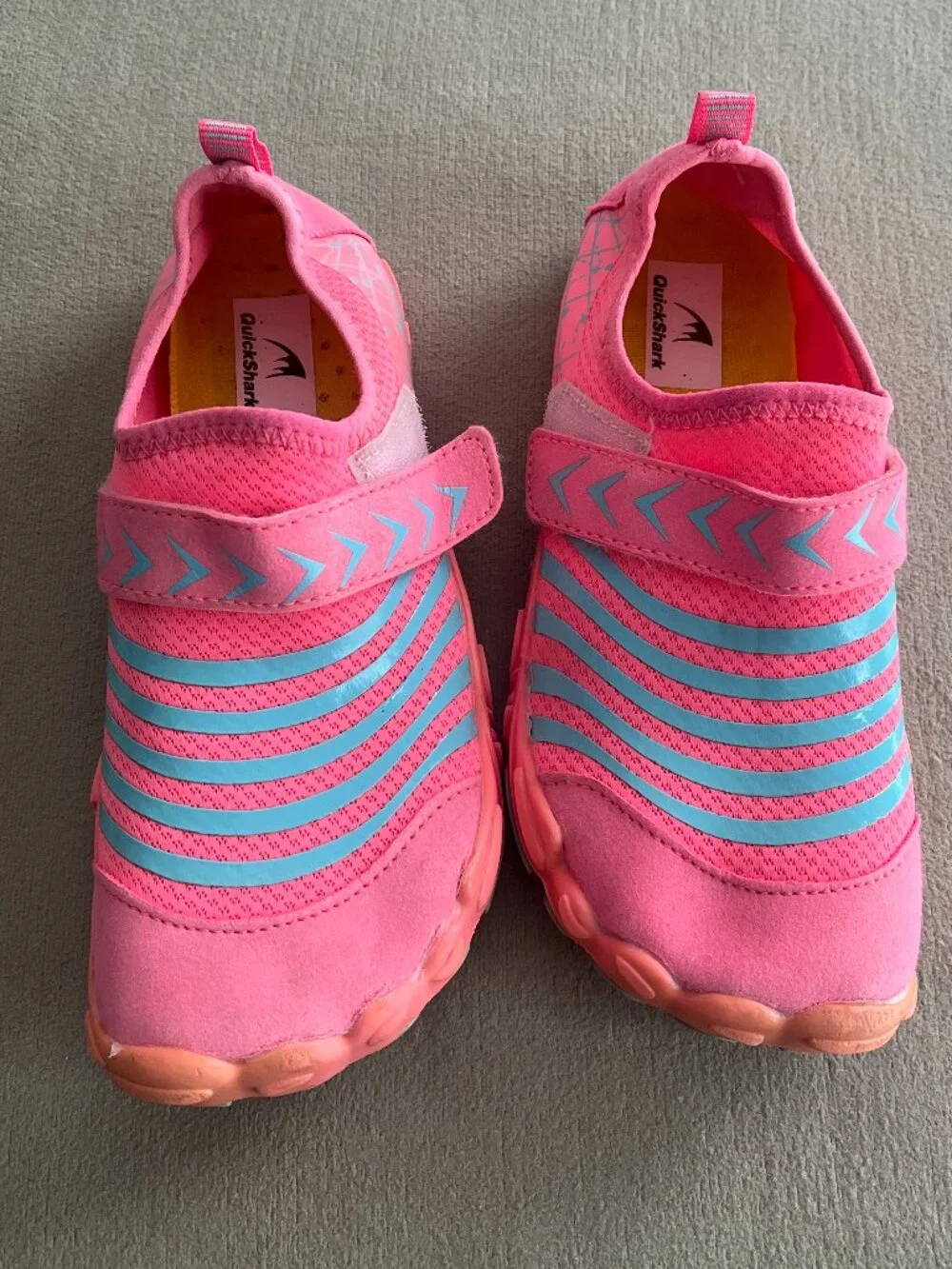 Quick Shark Unisex Pink & Blue Water Shoes Size EU 34 US 2.5-3